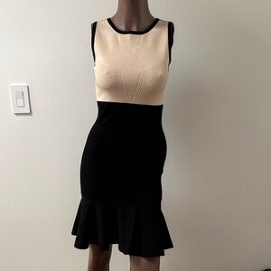 Karen Millen Black Cream Sicilian Knitted Cocktail dress bodycon flared hem 2